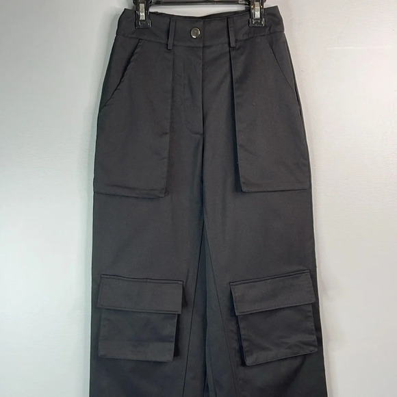 PRETTYLITTLETHING NWT Black Twill Pocket Detail High  Waist Cargo Pants Size 0 - Picture 5 of 12